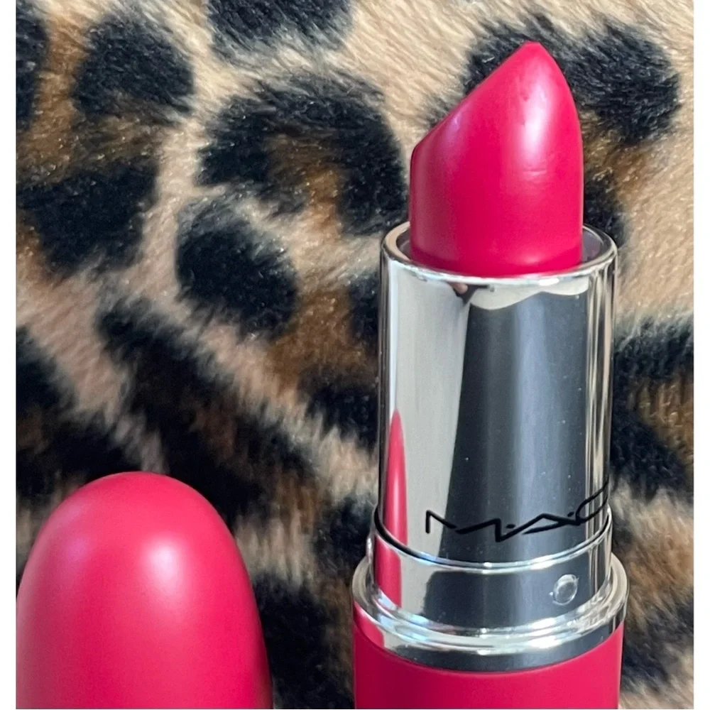 Limited Edition M.A.C Cosmetics The Perfect Bow Matte Lipstick